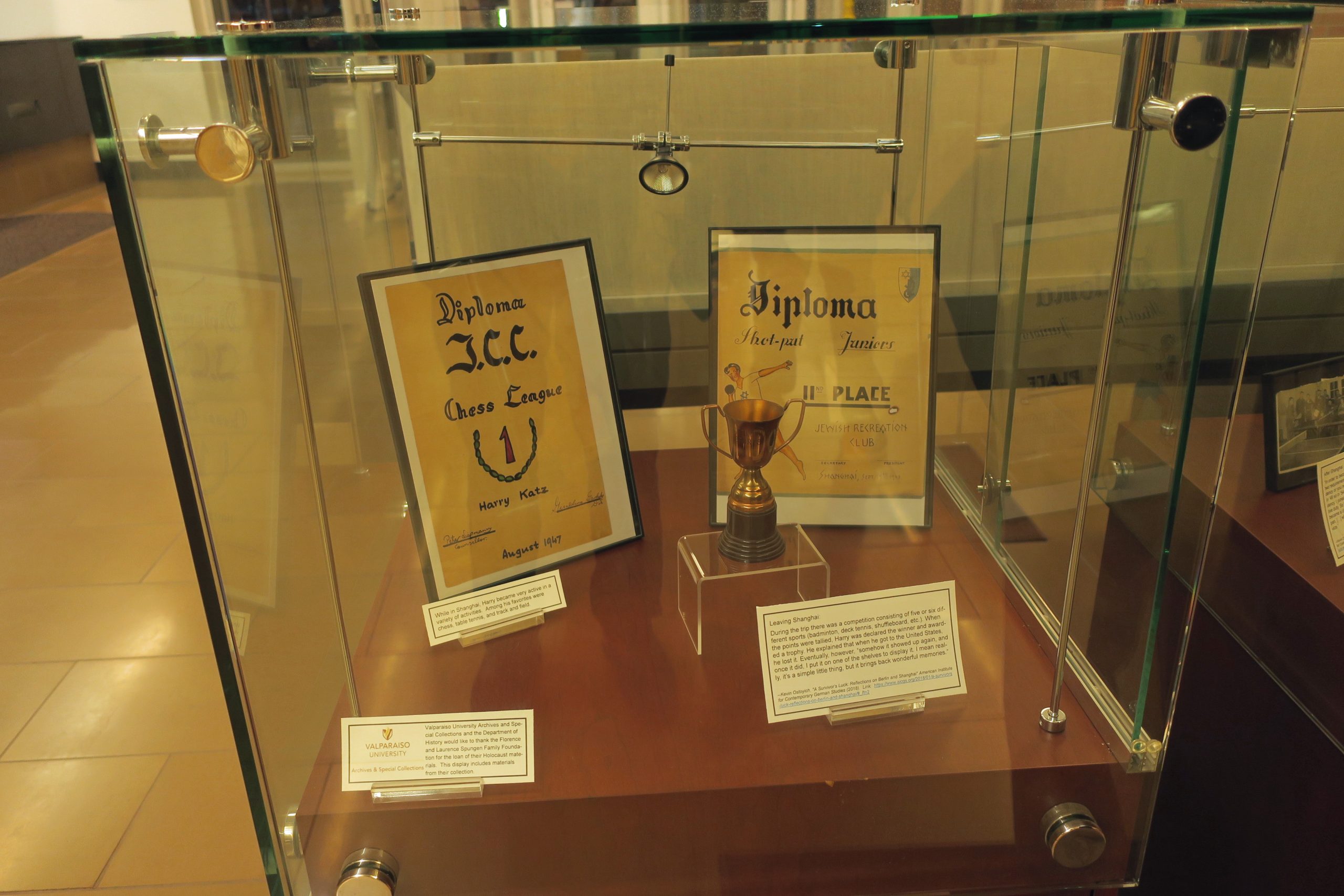 2018_Apr_25_Harry Katz_Exhibit_Valparaiso-Univ_main_Library_lobby5